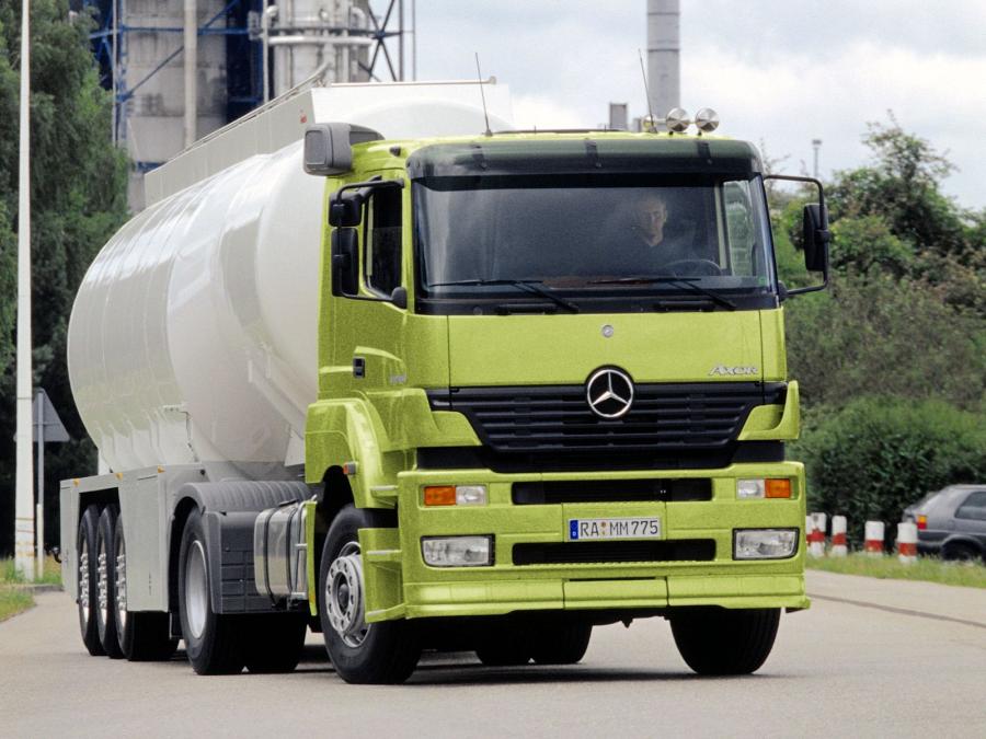  Mercedes-Benz Axor 1840 2001 года  (фото 1 из 20)